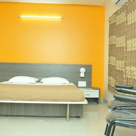 Sandesh Resort Wai Luaran gambar